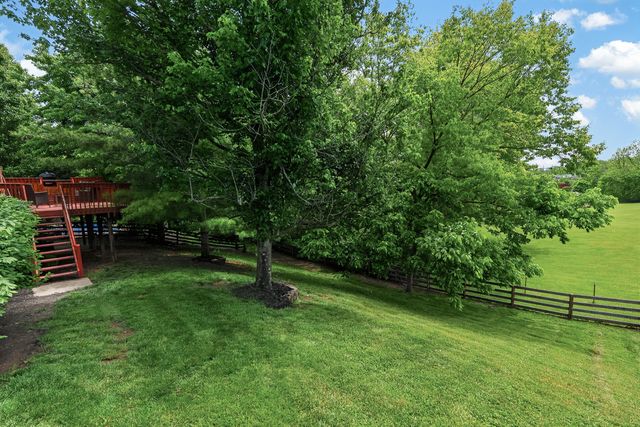 570 Savannah Drive, Walton, KY 41094