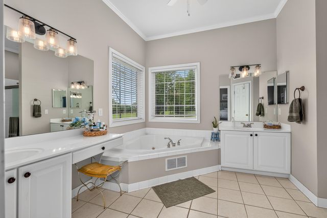 570 Savannah Drive, Walton, KY 41094