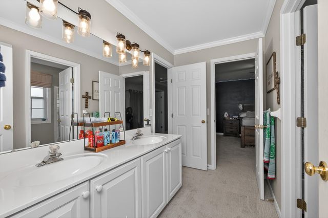 570 Savannah Drive, Walton, KY 41094