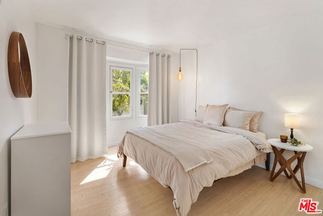 741 N Dillon Street, Los Angeles, CA 90026