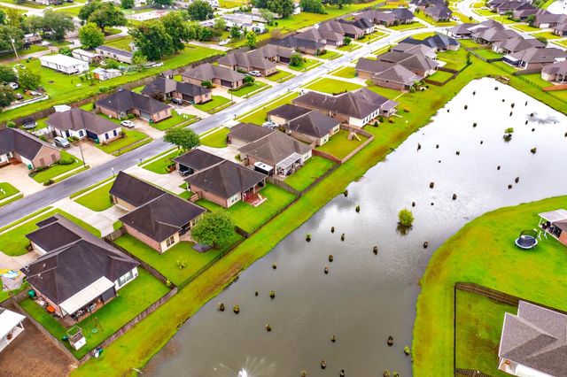 161 Lake Accardo Avenue, Thibodaux, LA 70301