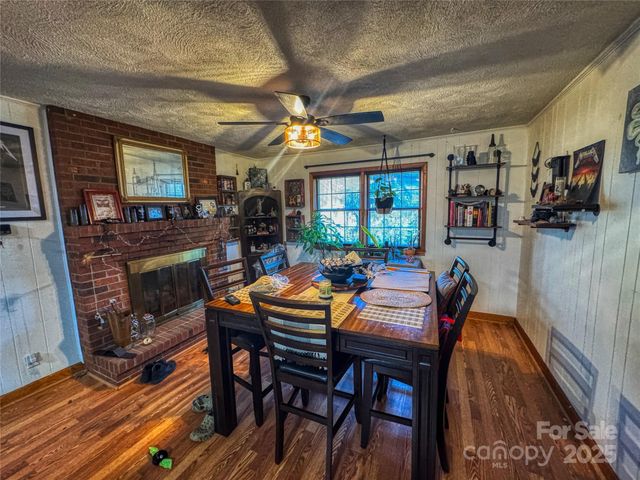 195 S Claybon Drive, Advance, NC 27006