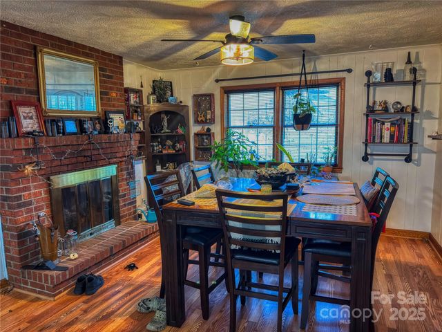 195 S Claybon Drive, Advance, NC 27006