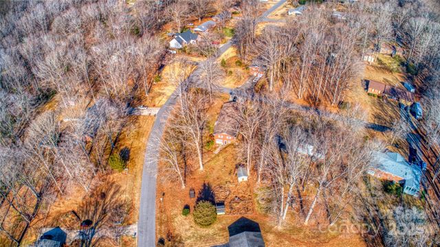 195 S Claybon Drive, Advance, NC 27006