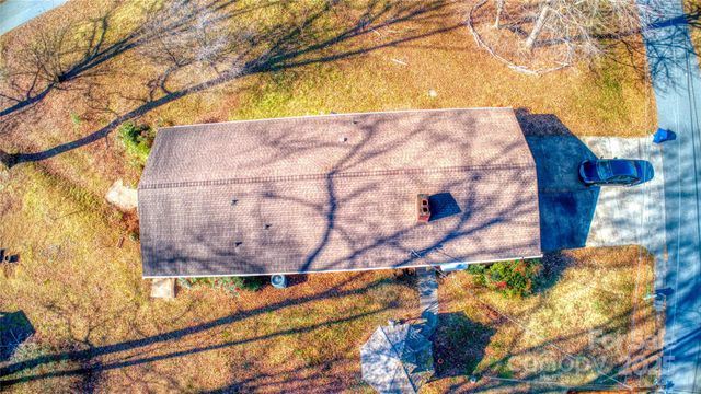 195 S Claybon Drive, Advance, NC 27006