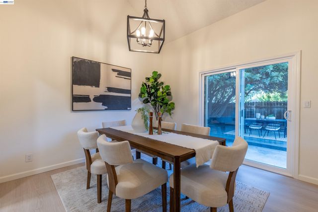 5416 Moonflower Way, Livermore, CA 94551