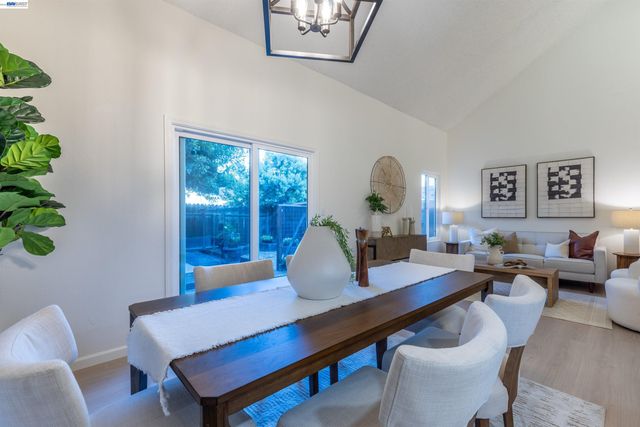 5416 Moonflower Way, Livermore, CA 94551
