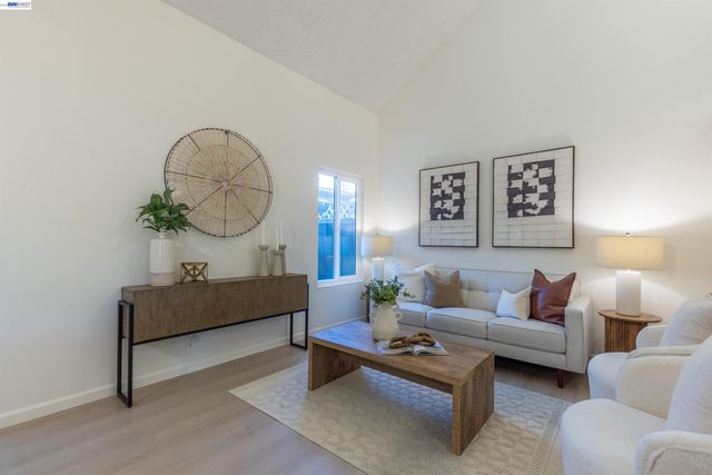 5416 Moonflower Way, Livermore, CA 94551