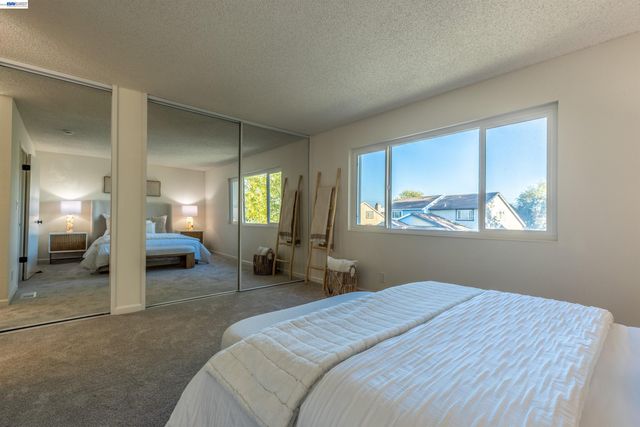 5416 Moonflower Way, Livermore, CA 94551