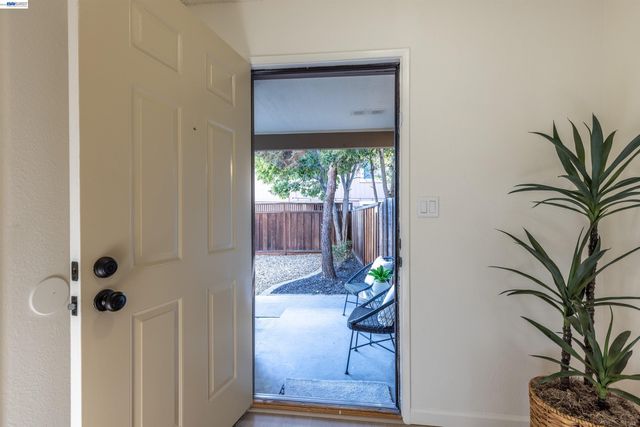 5416 Moonflower Way, Livermore, CA 94551