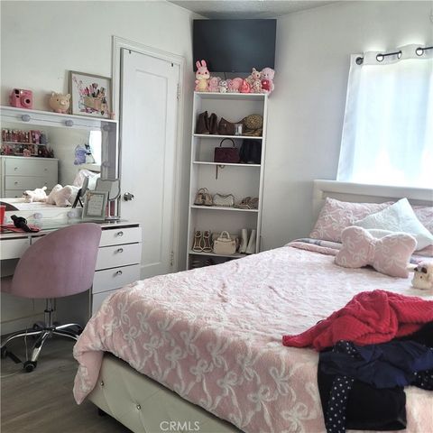 623 W Hedges Avenue, Fresno, CA 93728