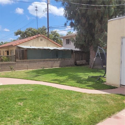 623 W Hedges Avenue, Fresno, CA 93728