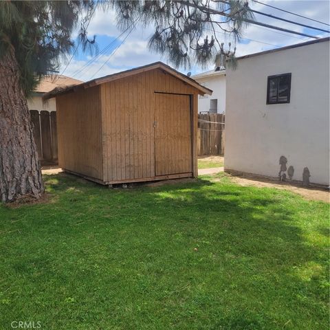 623 W Hedges Avenue, Fresno, CA 93728