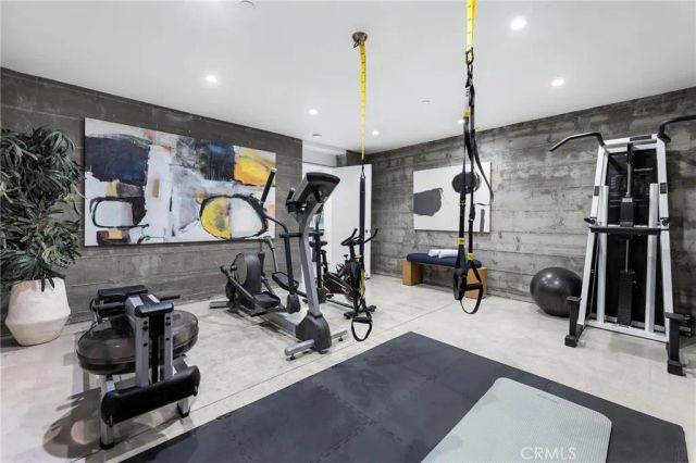 2434 Manhattan Avenue, Hermosa Beach, CA 90254