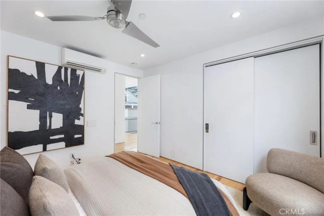 2434 Manhattan Avenue, Hermosa Beach, CA 90254