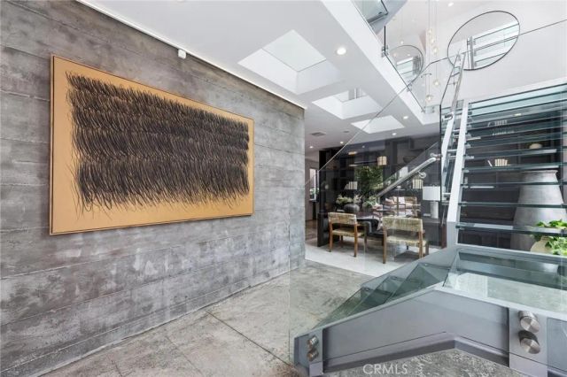 2434 Manhattan Avenue, Hermosa Beach, CA 90254