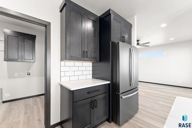 1230 N Titan Ave, Tea, SD 57064