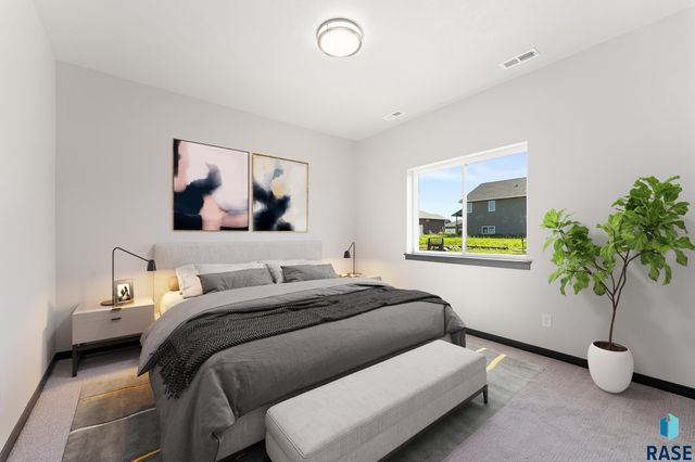 1230 N Titan Ave, Tea, SD 57064