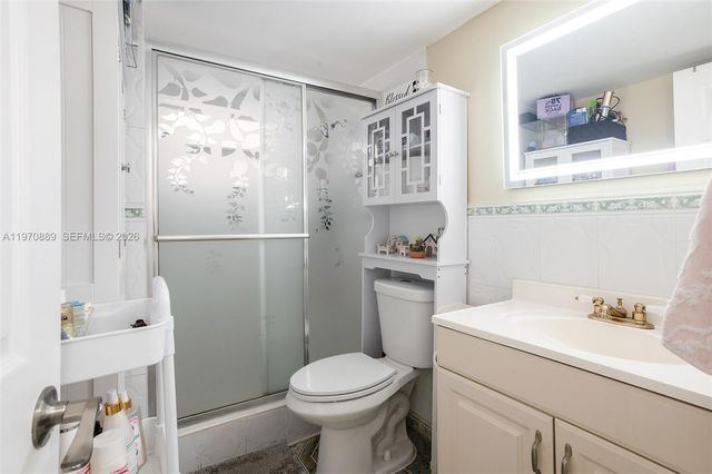 16450 Miami Dr 503, North Miami Beach, FL 33162