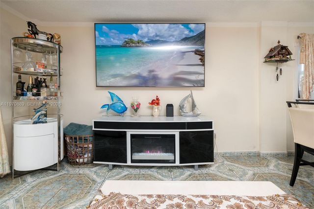 16450 Miami Dr 503, North Miami Beach, FL 33162