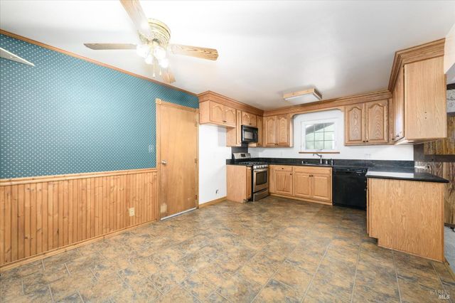 2430 Yajome St, Napa, CA 94558