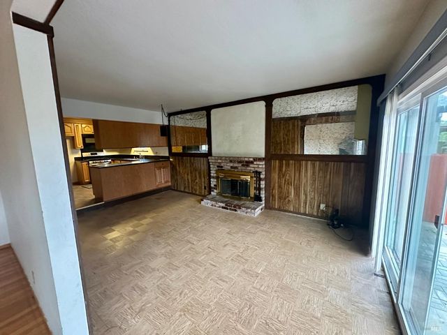 2430 Yajome St, Napa, CA 94558