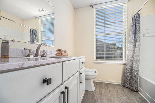 14020 Moraine Hills Drive, Huntley, IL 60142