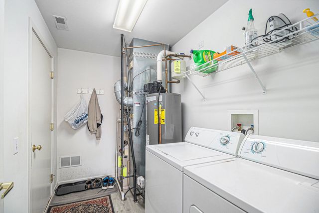 14020 Moraine Hills Drive, Huntley, IL 60142