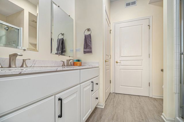 14020 Moraine Hills Drive, Huntley, IL 60142