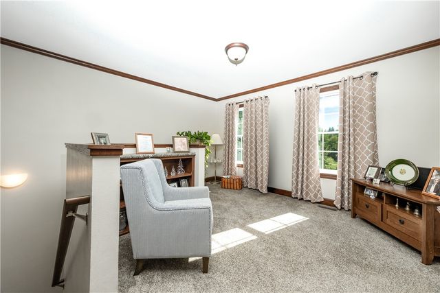 23 Arnold Palmer Dr, Pine Twp, PA 16127