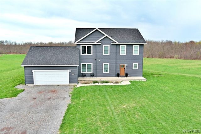 3194 Pleasant Avenue, Hamburg, NY 14075