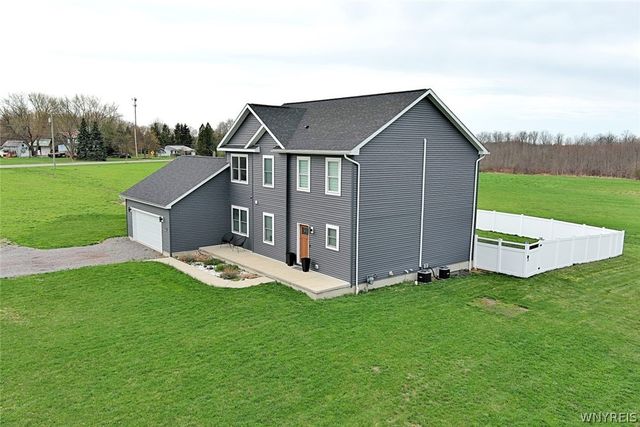 3194 Pleasant Avenue, Hamburg, NY 14075
