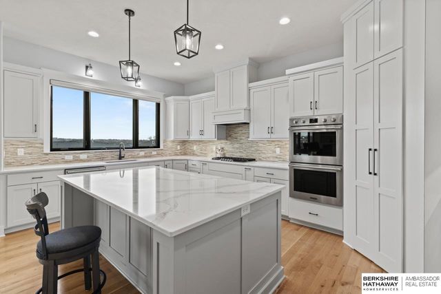 21103 Atwood Avenue, Elkhorn, NE 68022