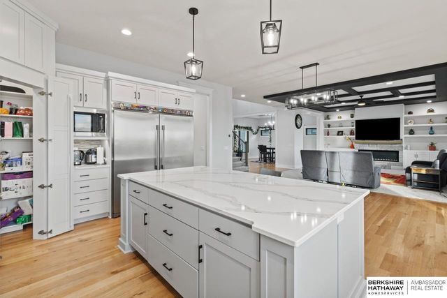 21103 Atwood Avenue, Elkhorn, NE 68022