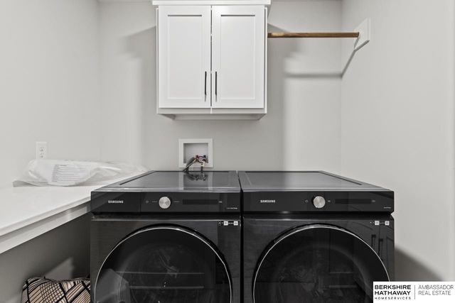 21103 Atwood Avenue, Elkhorn, NE 68022