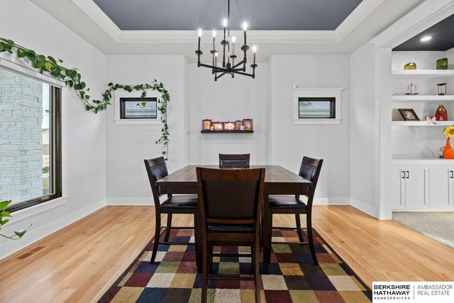 21103 Atwood Avenue, Elkhorn, NE 68022