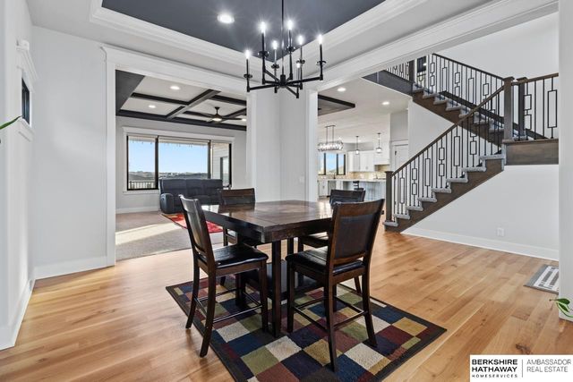 21103 Atwood Avenue, Elkhorn, NE 68022