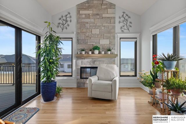 21103 Atwood Avenue, Elkhorn, NE 68022