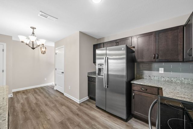 424 Glenstone Springs Dr Unit B, Clarksville, TN 37043