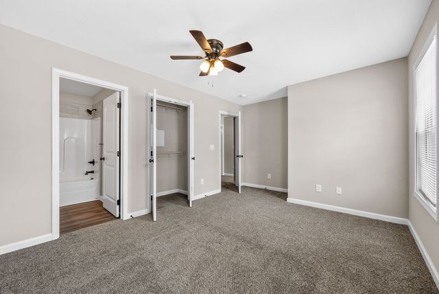 424 Glenstone Springs Dr Unit B, Clarksville, TN 37043