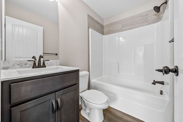 424 Glenstone Springs Dr Unit B, Clarksville, TN 37043