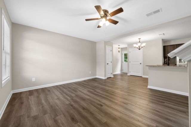 424 Glenstone Springs Dr Unit B, Clarksville, TN 37043