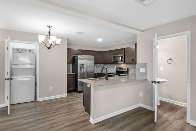 424 Glenstone Springs Dr Unit B, Clarksville, TN 37043