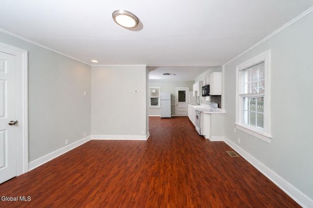 28 Lancaster Street, Cohoes, NY 12047