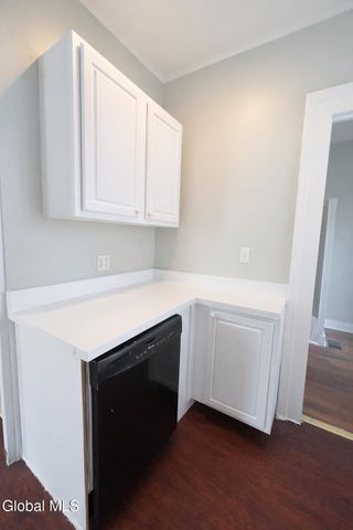 28 Lancaster Street, Cohoes, NY 12047