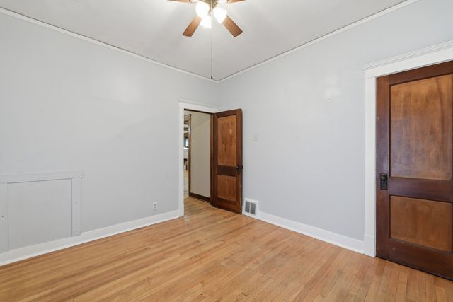 5258 W Dakin Avenue, Chicago, IL 60641