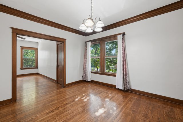 5258 W Dakin Avenue, Chicago, IL 60641