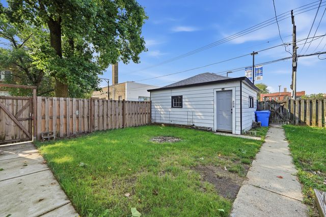5258 W Dakin Avenue, Chicago, IL 60641