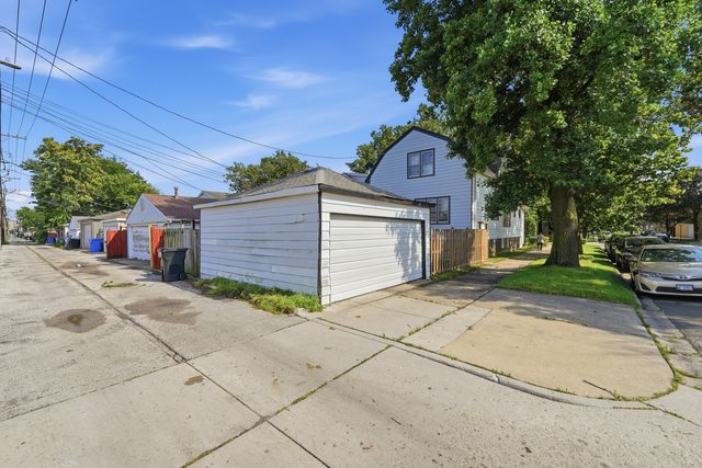 5258 W Dakin Avenue, Chicago, IL 60641