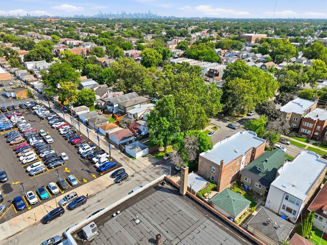 5258 W Dakin Avenue, Chicago, IL 60641